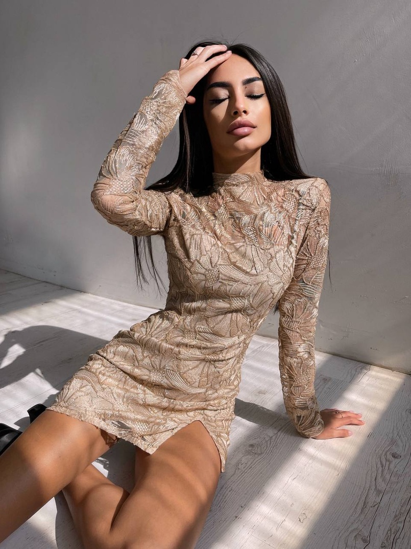 Мереживна сукня з підплічниками Мереживна сукня з підплічниками | PUSHKA SHOP