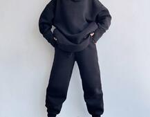 Тёплый комплект: худи + спортивные штаны Тёплый комплект: худи + спортивные штаны | PUSHKA SHOP