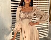 Шелковое приталенное платье со сборкой на груди Шелковое приталенное платье со сборкой на груди | PUSHKA SHOP