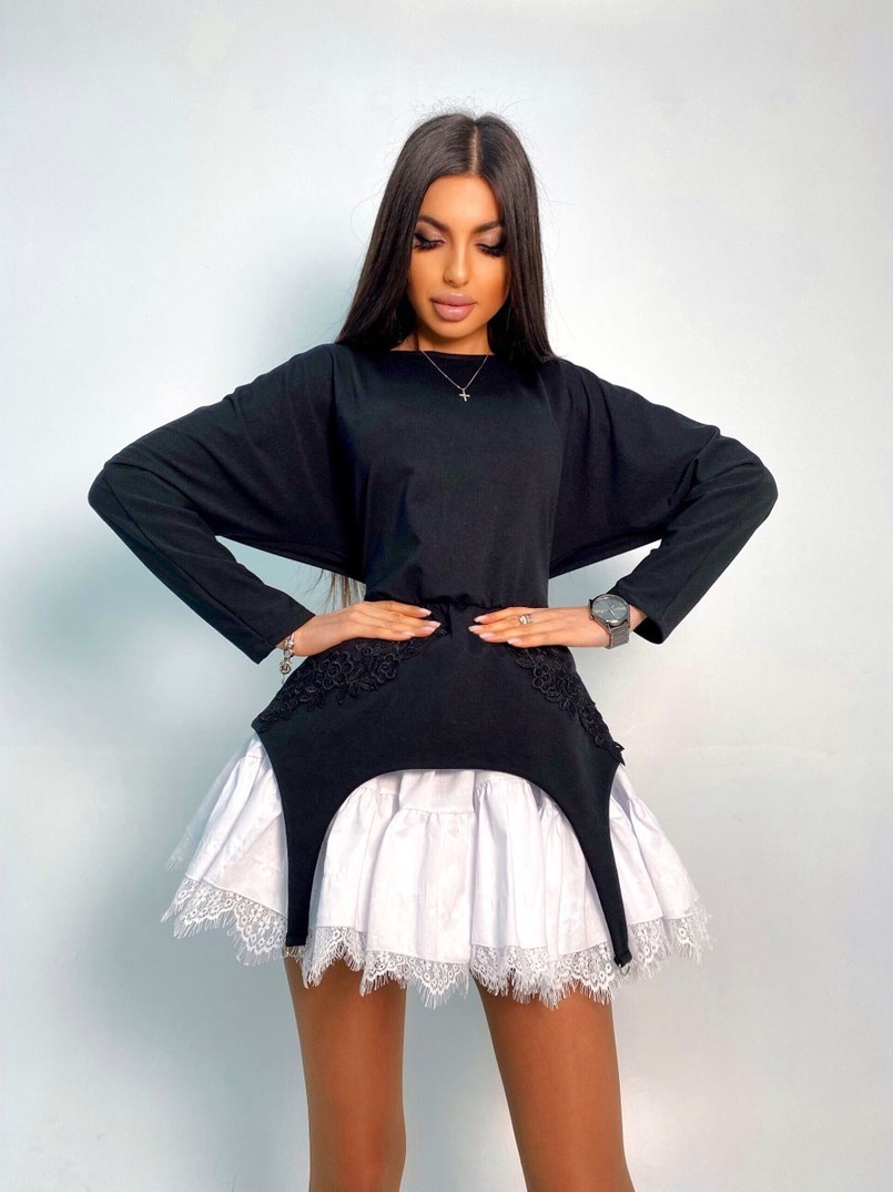 Трикотажное платье с подъюбником, декорированным кружевом Трикотажное платье с подъюбником, декорированным кружевом | PUSHKA SHOP