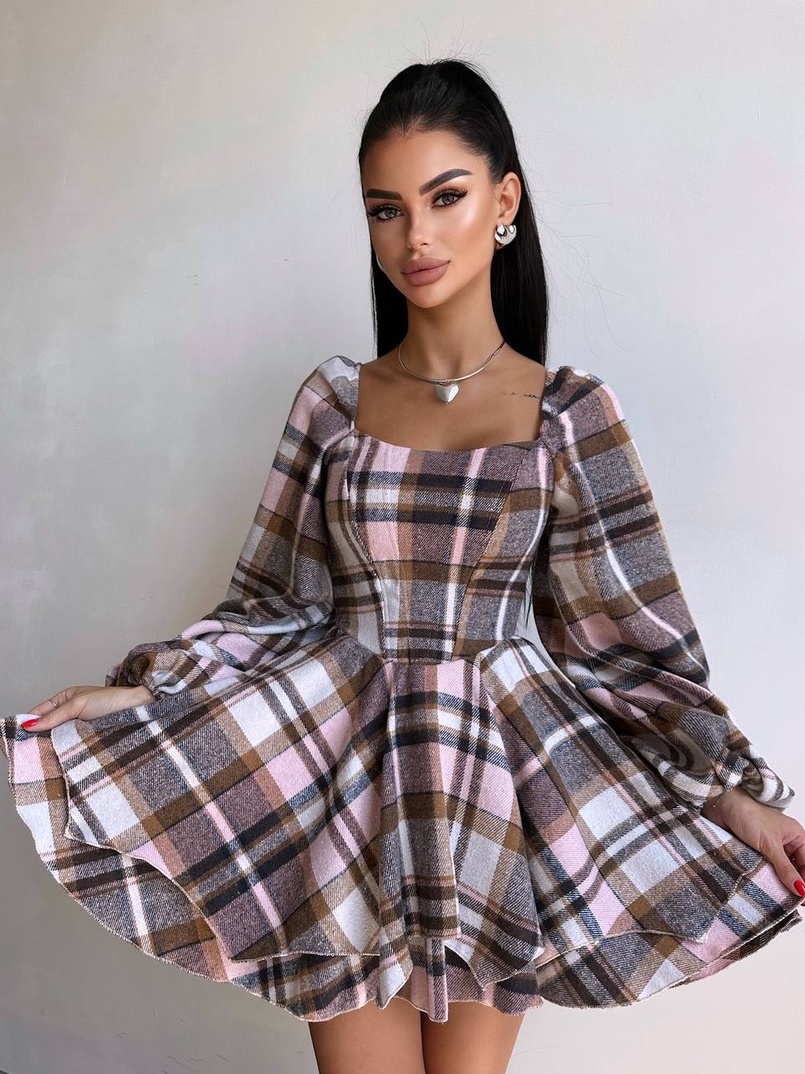 Корсетна сукня з подвійною спідницею та обʼємними рукавами у клітинку Корсетна сукня з подвійною спідницею та обʼємними рукавами у клітинку | PUSHKA SHOP