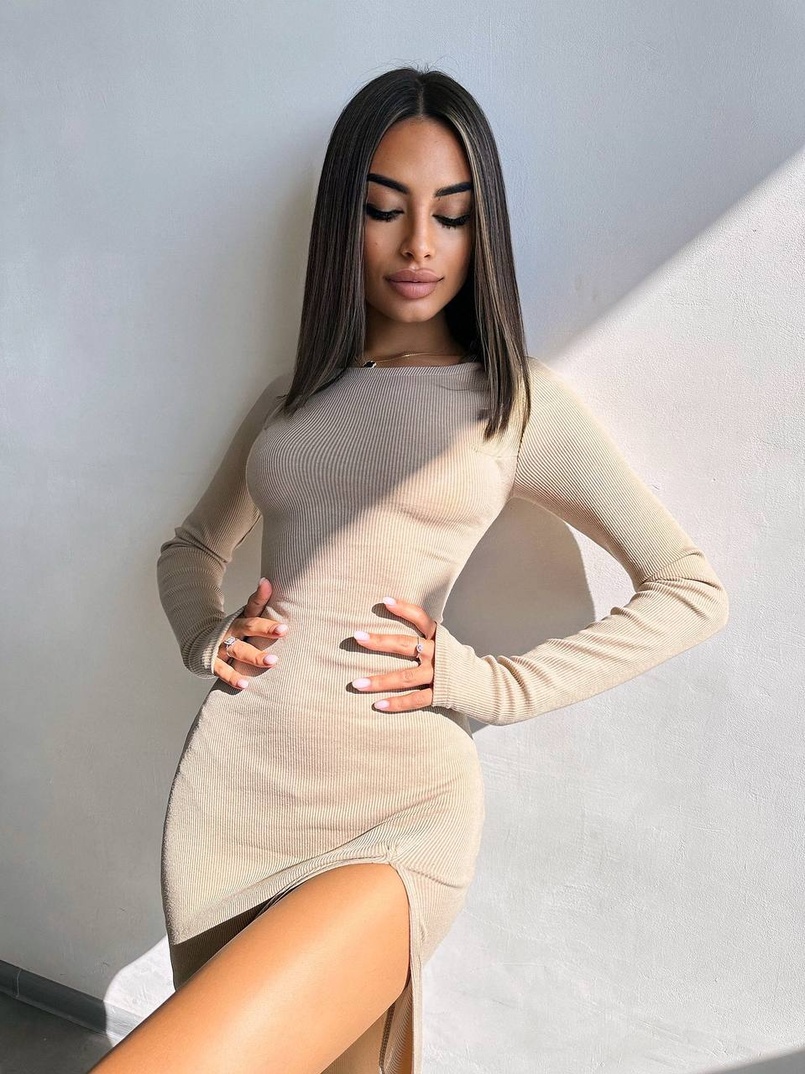 Трикотажна сукня міді зі шнурівкою на спинці  | PUSHKA SHOP