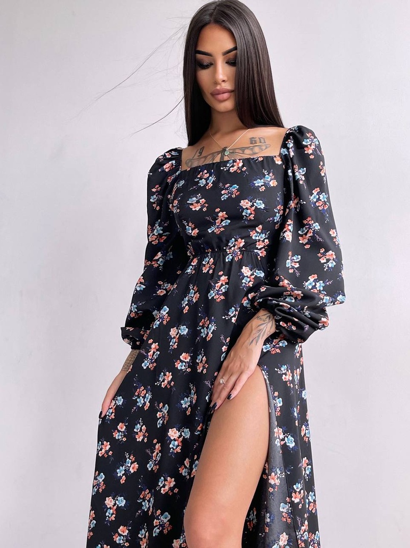 Сукня зі шнурівкою по спинці та розрізом на спідниці | PUSHKA SHOP