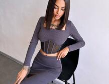 Трикотажний комплект: топ з елементами корсету та спідниця з розрізами Трикотажний комплект: топ з елементами корсету та спідниця з розрізами | PUSHKA SHOP