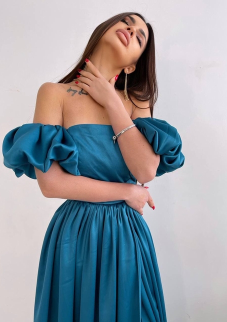 Атласное платье макси с объемными рукавами   | PUSHKA SHOP