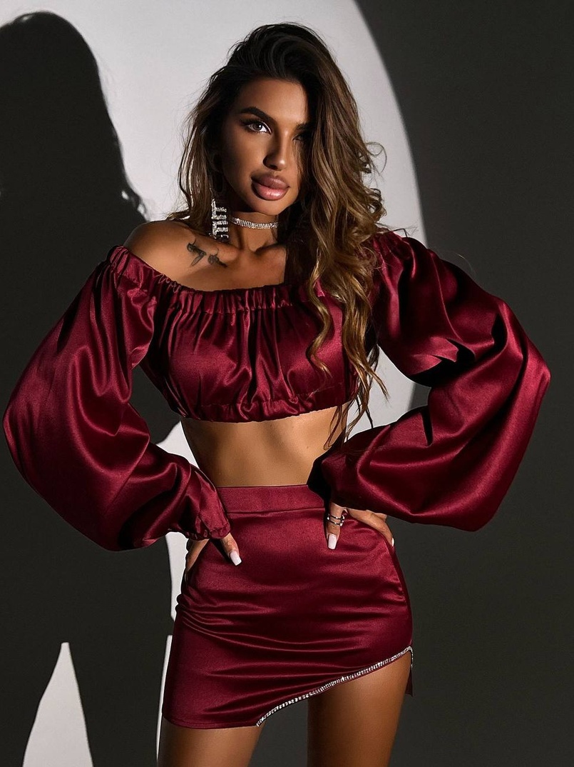 Атласний комплект, декорований стразами Ручна робота, прикраса пришита  | PUSHKA SHOP