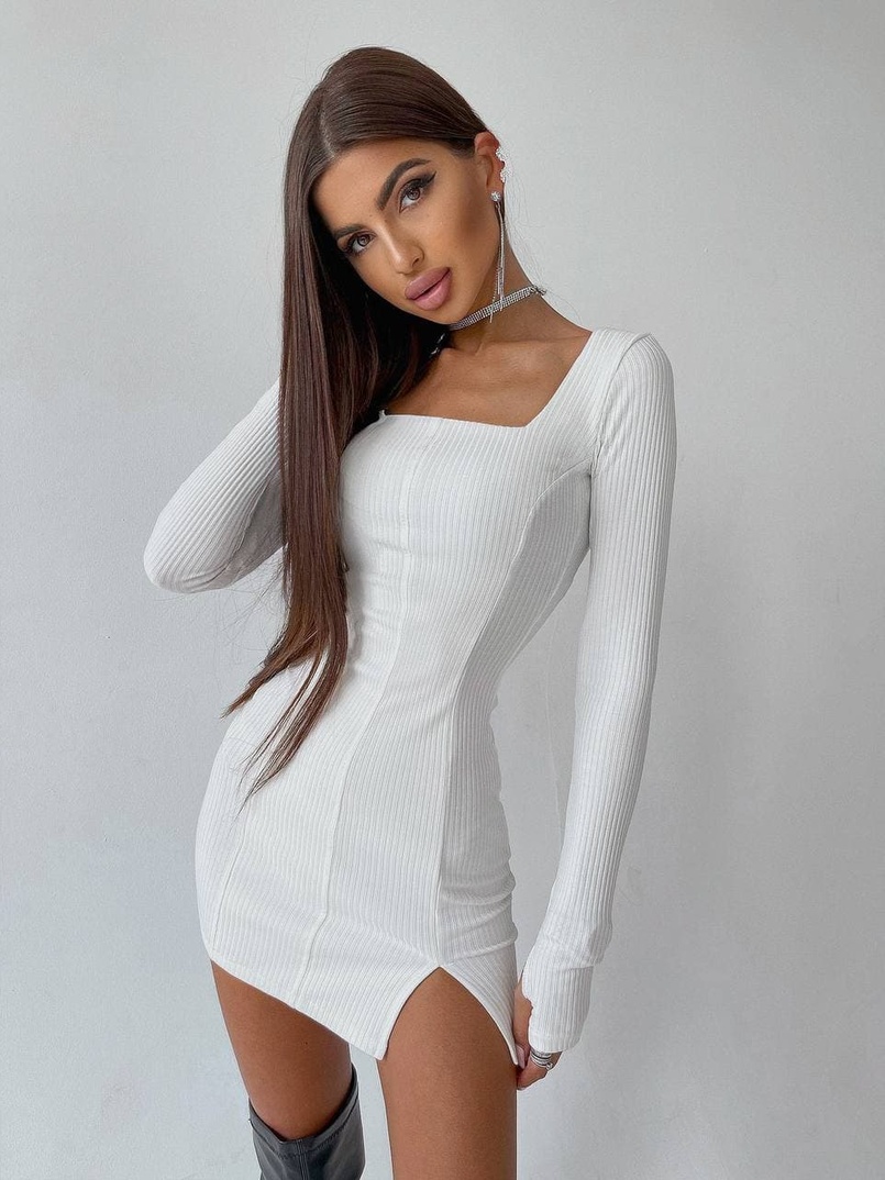 Платье-мини с квадратным вырезом Платье-мини с квадратным вырезом | PUSHKA SHOP