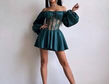 Атласна сукня з обʼємними рукавами та мереживом Атласна сукня з обʼємними рукавами та мереживом | PUSHKA SHOP