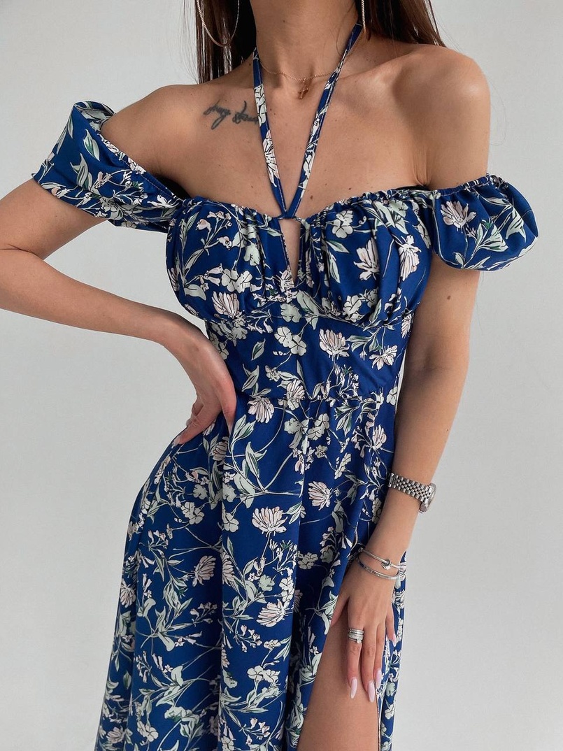 Платье миди с завязками на груди в цветочный принт Платье миди с завязками на груди в цветочный принт | PUSHKA SHOP