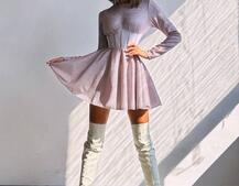 Приталена блискуча сукня з корсетною вставкою та пишною спідницею-сонцем Приталена блискуча сукня з корсетною вставкою та пишною спідницею-сонцем | PUSHKA SHOP