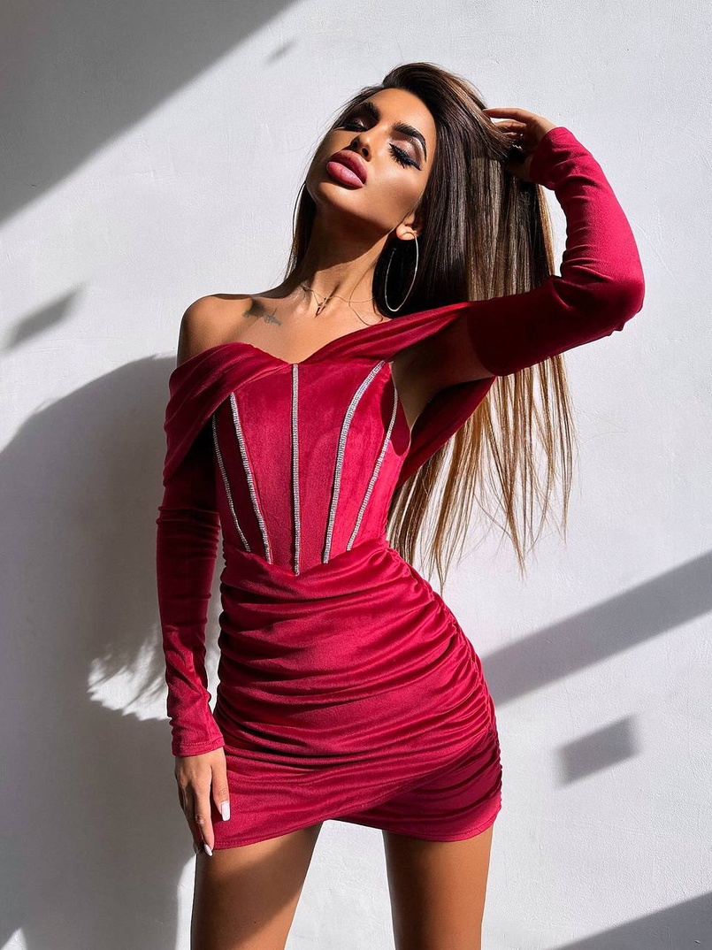 Оксамитова корсетна сукня міні, декорована стразами Ручна робота Оксамитова корсетна сукня міні, декорована стразами Ручна робота | PUSHKA SHOP