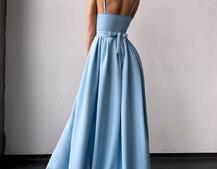 Сукня максі на тонких бретелях з розрізом на спідниці Сукня максі на тонких бретелях з розрізом на спідниці | PUSHKA SHOP