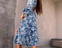 Улюблена сукня-міді зі шнурівкою на спинці та розрізом на ніжці | PUSHKA SHOP