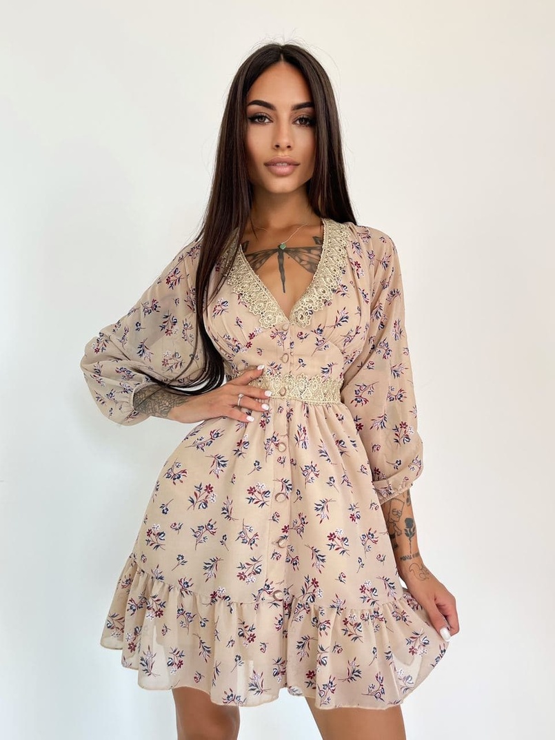 Шифоновое платье с цветочным принтом, декорированное кружевом Шифоновое платье с цветочным принтом, декорированное кружевом | PUSHKA SHOP