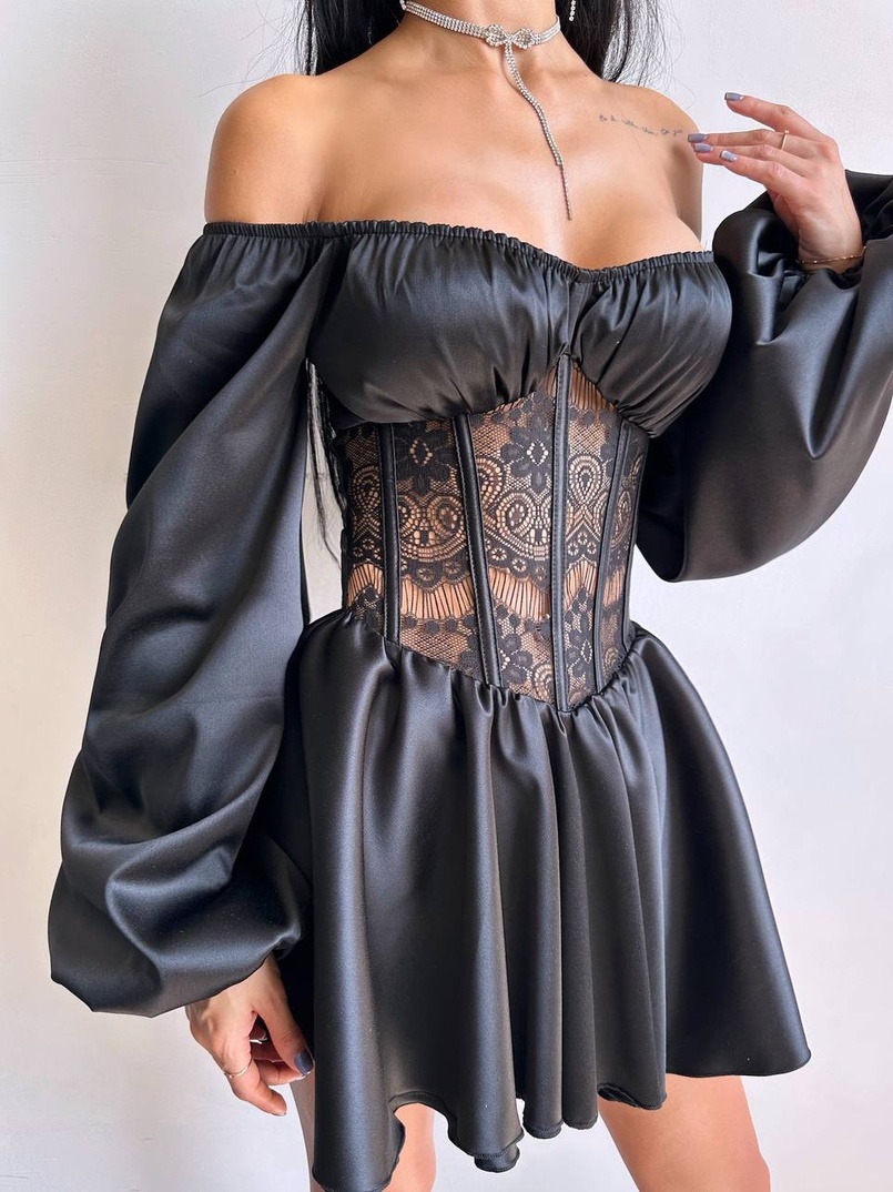 Атласна сукня з обʼємними рукавами та мереживом | PUSHKA SHOP