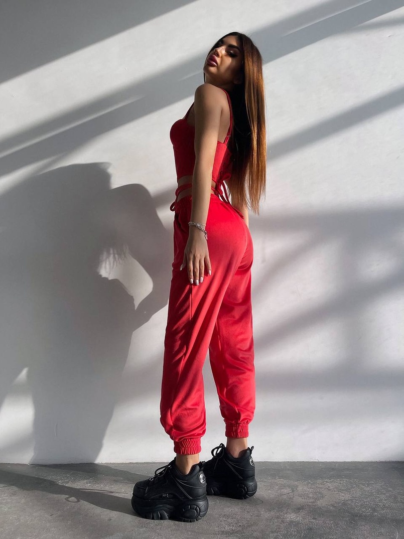 Велюровий комплект трійка: кофта + корсет з чашечками + джогери  | PUSHKA SHOP