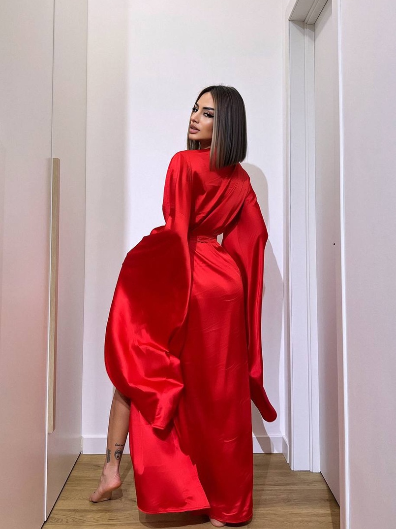 Шовковий халатик із розкльошеними рукавами | PUSHKA SHOP