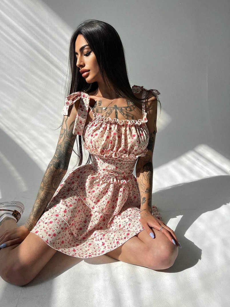 Платье с пышной юбочкой и корсетом | PUSHKA SHOP