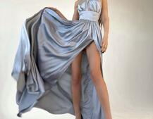 Платье макси с разрезом на юбке и верхом на завязках Платье макси с разрезом на юбке и верхом на завязках | PUSHKA SHOP