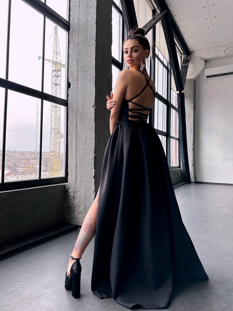 Сукня максі  зі шнурівкою на спинці | PUSHKA SHOP