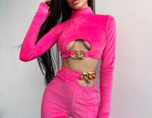 Велюровий костюм з ланцюжками: топ + джоггери | PUSHKA SHOP