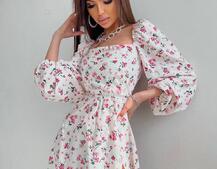 Цветочное платье-миди со шнуровкой на спинке и разрезом на ножке  | PUSHKA SHOP