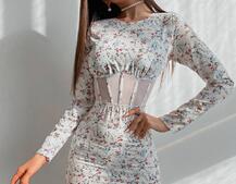 Приталенное платье-мини с корсетной вставкой на талии  | PUSHKA SHOP