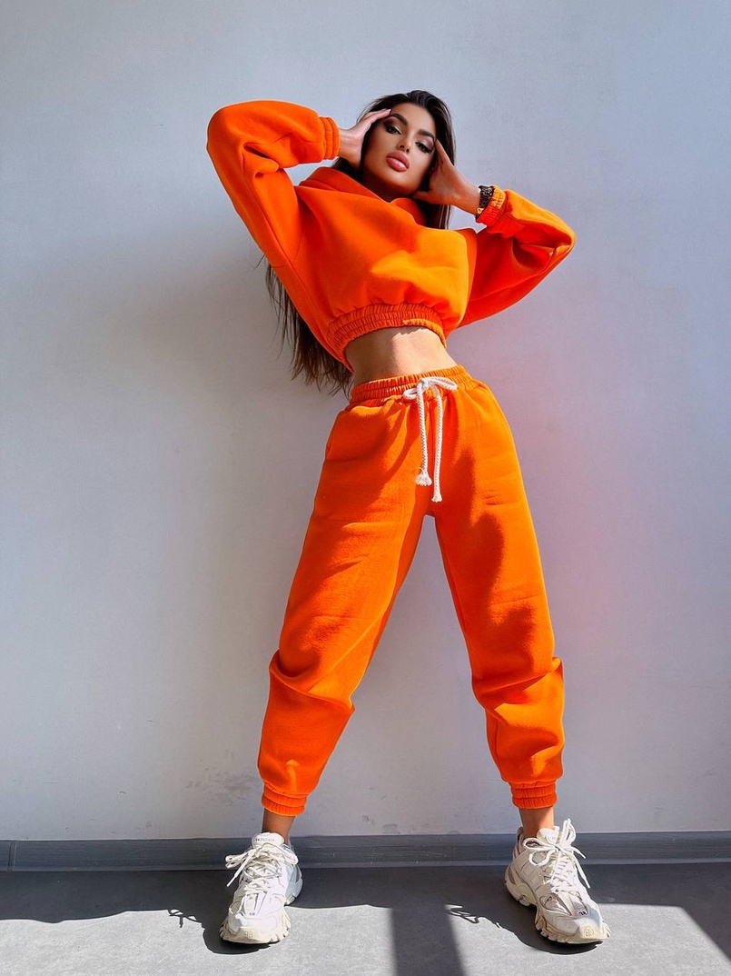 Базовий костюм на флісі з об'ємними капюшоном Базовий костюм на флісі з об'ємними капюшоном | PUSHKA SHOP