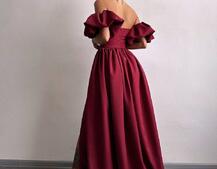 Сукня максі  з розрізом на спідниці та об’ємними рукавами  | PUSHKA SHOP