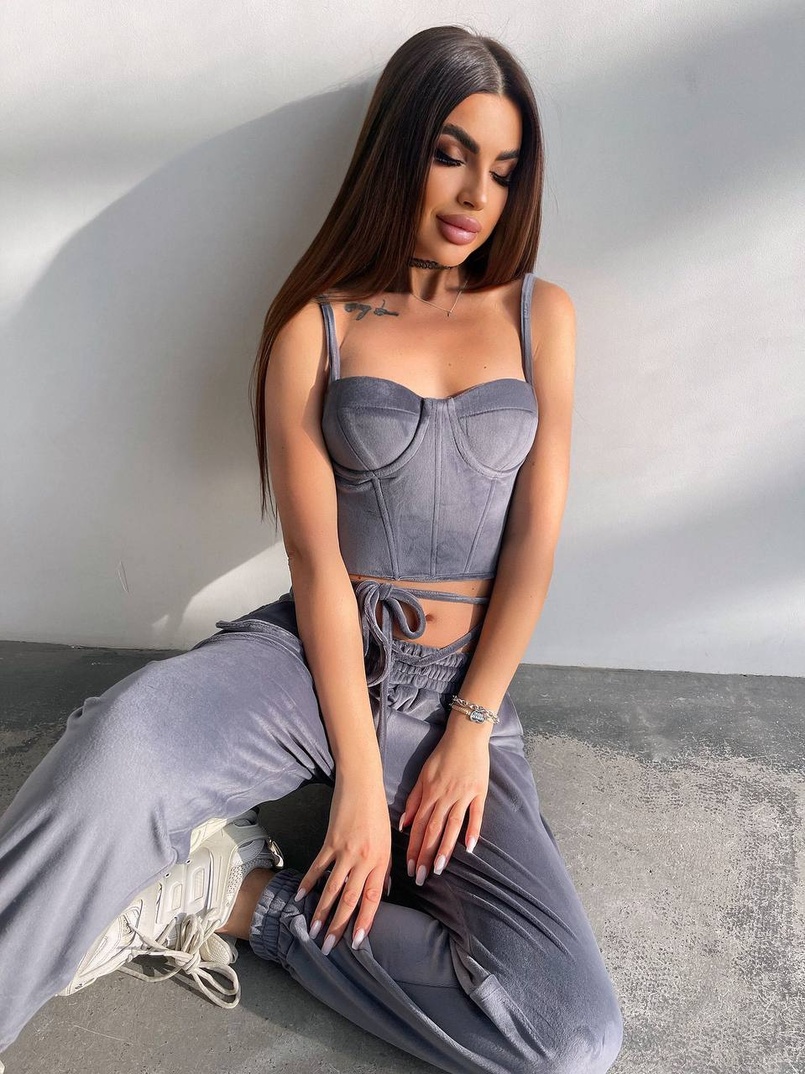 Велюровий комплект трійка: кофта + корсет з чашечками + джогери  | PUSHKA SHOP