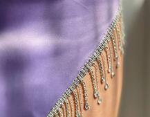 Платье мини, декорированное бахромой из страз Платье мини, декорированное бахромой из страз | PUSHKA SHOP