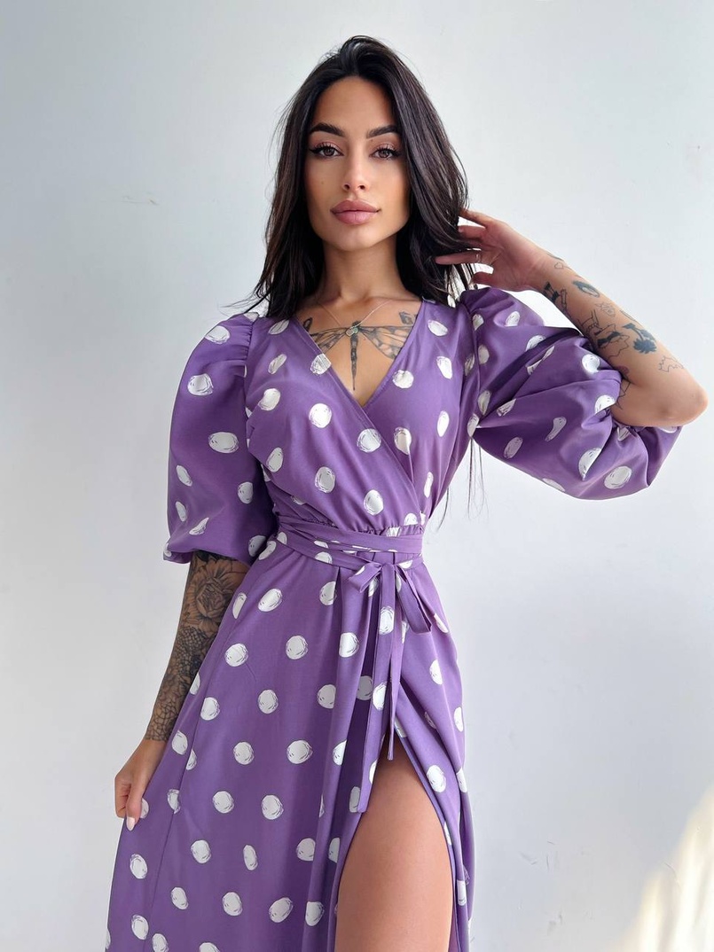 Платье миди в горох с запахом и объемными рукавами  | PUSHKA SHOP