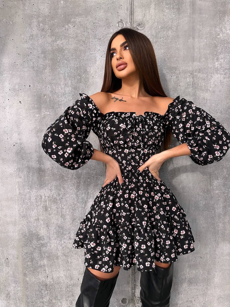 Сукня з воланами та шнурівкою по спинці Сукня з воланами та шнурівкою по спинці | PUSHKA SHOP