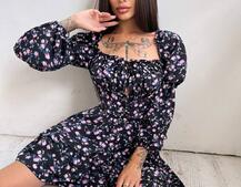 Квіткова сукня на ґудзиках з воланами Квіткова сукня на ґудзиках з воланами | PUSHKA SHOP