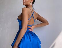 Шовкова сукня з пишною спідницею та шнурівкою Шовкова сукня з пишною спідницею та шнурівкою | PUSHKA SHOP