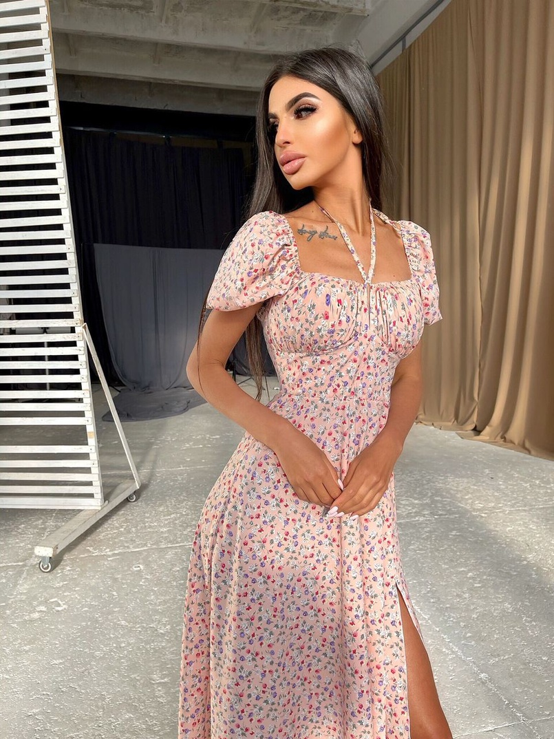 Цветочное платье макси с разрезом  Цветочное платье макси с разрезом  | PUSHKA SHOP