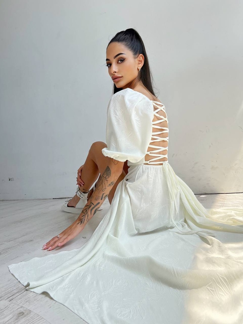 Улюблена сукня міді зі шнурівкою на спинці в нових кольорах Улюблена сукня міді зі шнурівкою на спинці в нових кольорах | PUSHKA SHOP