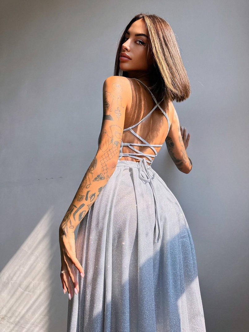 Сяюча сукня максі  зі шнурівкою на спинці | PUSHKA SHOP