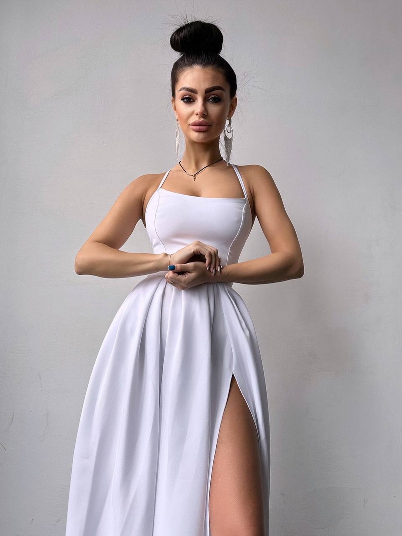 Сукня максі зі шнурівкою на спинці Сукня максі зі шнурівкою на спинці | PUSHKA SHOP