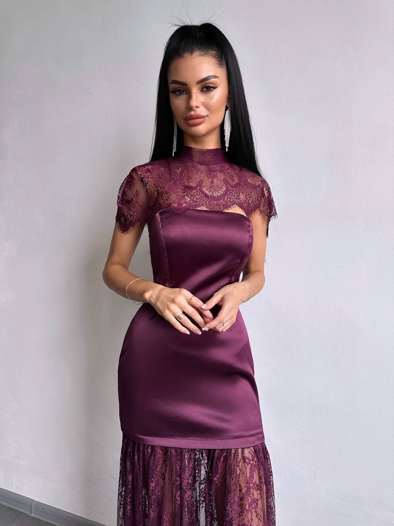 Елегантна сукня максі з мереживом Елегантна сукня максі з мереживом | PUSHKA SHOP