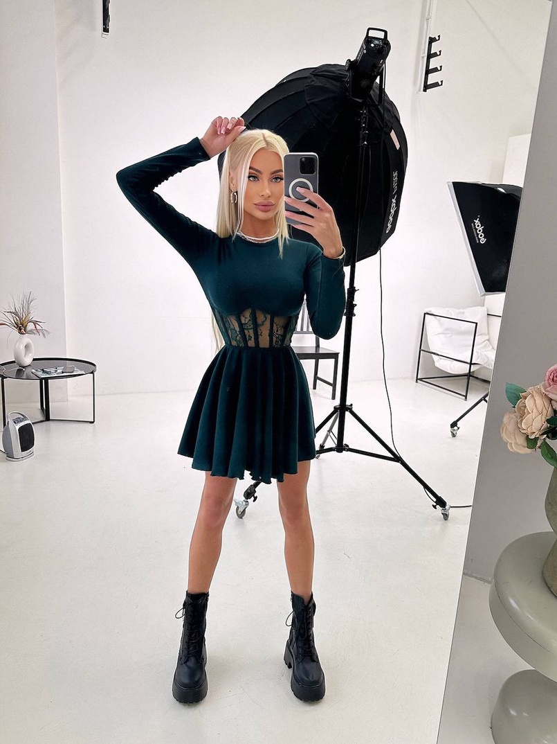 Трикотажна корсетна сукня з мереживом та пишною спідницею  | PUSHKA SHOP