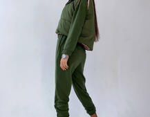 Комплект: комфортный трикотажный комбинезон   укорочённый двухсторонний жилет  Комплект: комфортный трикотажный комбинезон   укорочённый двухсторонний жилет  | PUSHKA SHOP