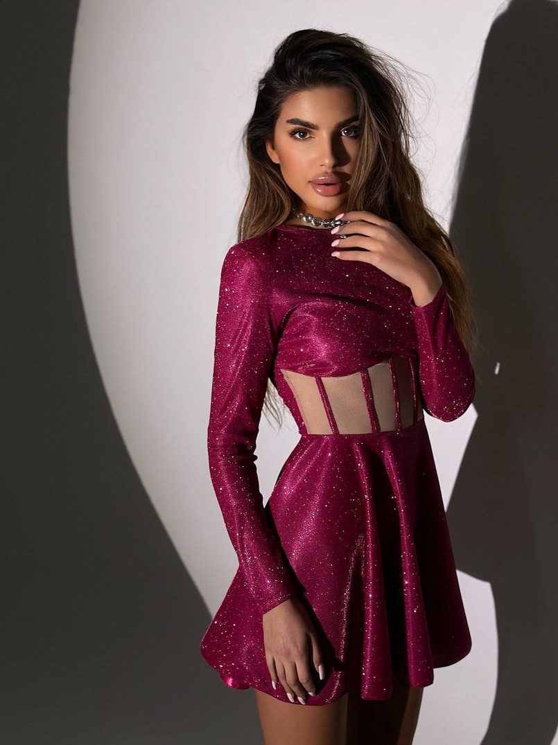 Блискуча корсетна сукня з пишною спідницею Блискуча корсетна сукня з пишною спідницею | PUSHKA SHOP