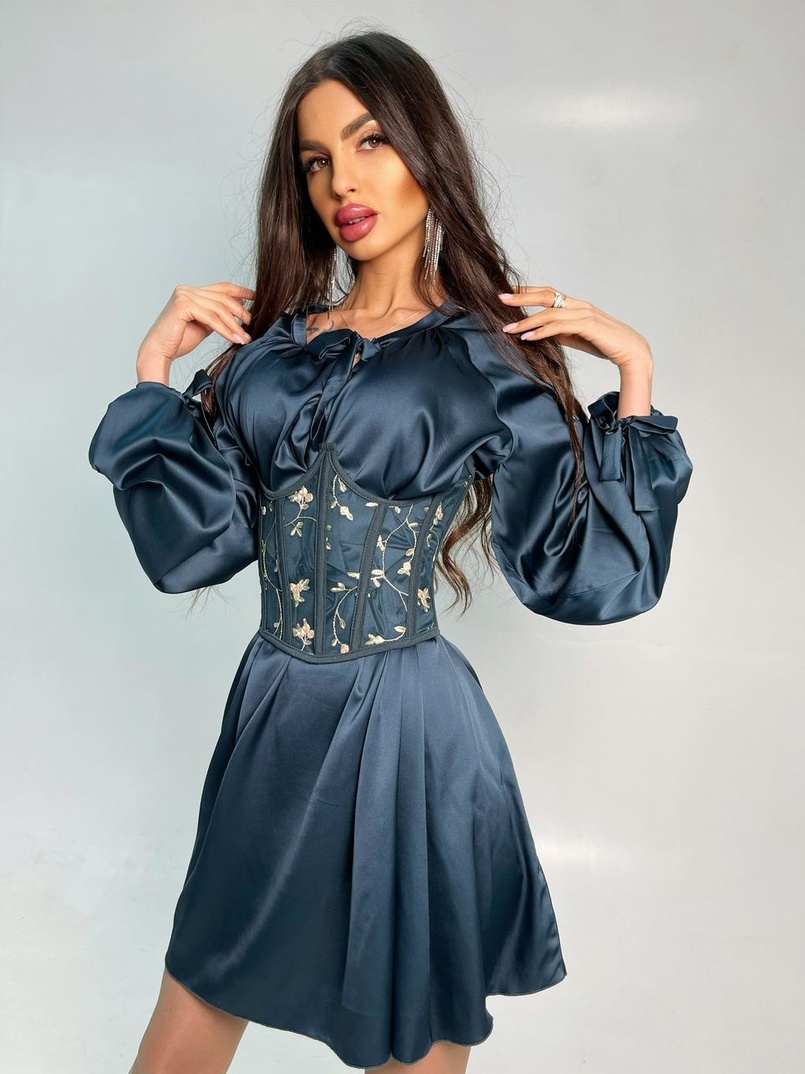 Комплект: шелковое платье на завязках с корсетом  | PUSHKA SHOP