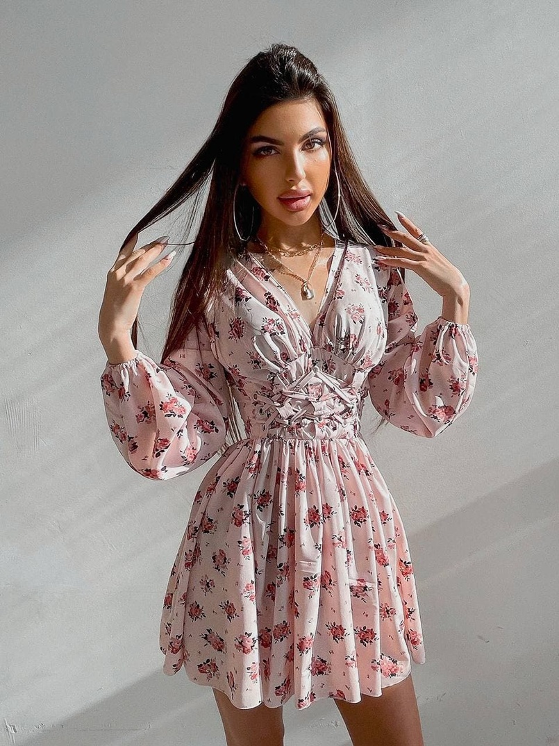 Приталенное платье с корсетной вставкой и  юбкой-солнцем   | PUSHKA SHOP