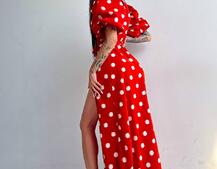 Платье миди в горох с запахом и объемными рукавами Платье миди в горох с запахом и объемными рукавами | PUSHKA SHOP