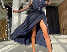 Блискуча сукня-міді із запахом на грудях і розрізом на спідниці з широким поясом Блискуча сукня-міді із запахом на грудях і розрізом на спідниці з широким поясом | PUSHKA SHOP