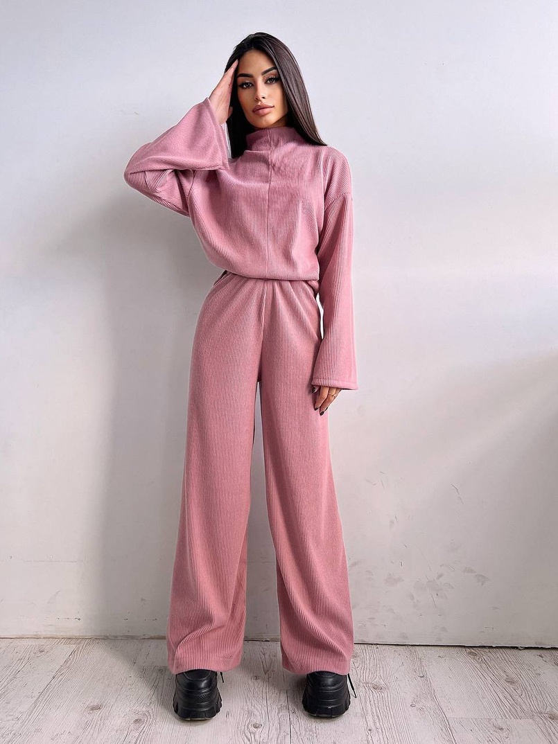 Повсякденний костюм із теплого трикотажу-рубчика Повсякденний костюм із теплого трикотажу-рубчика | PUSHKA SHOP