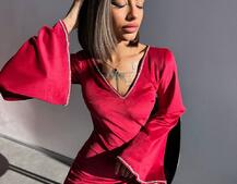 Оксамитова сукня,  декорована стразами з розкльошоними рукавами  | PUSHKA SHOP