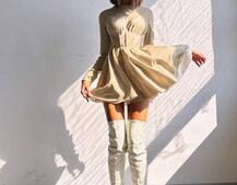 Приталена блискуча сукня з корсетною вставкою та пишною спідницею-сонцем Приталена блискуча сукня з корсетною вставкою та пишною спідницею-сонцем | PUSHKA SHOP